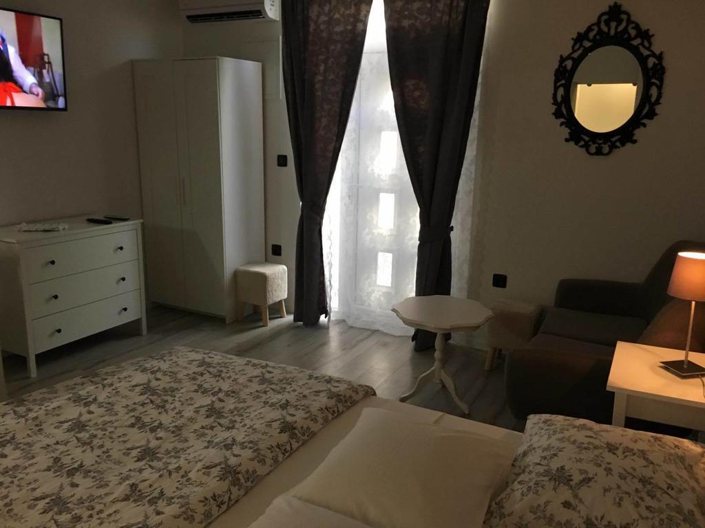 Apartment Sfinga *